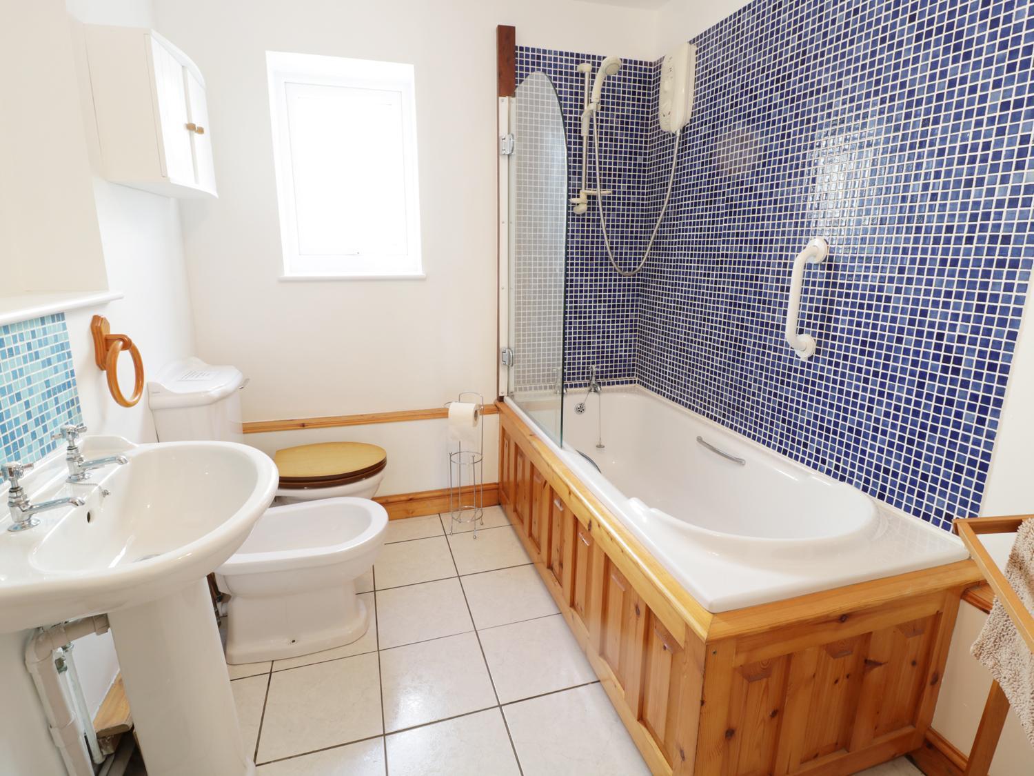Snowdon View Villa Holyhead Eksteriør bilde